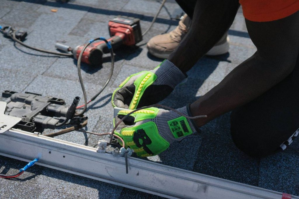 How to Find a Reliable Solar Panels Source for Your Home Upgrade